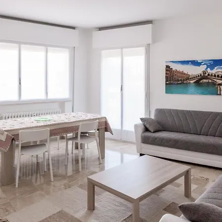 Apartament Le Barche 2 *